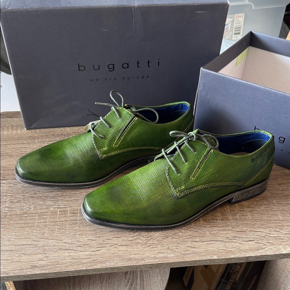 Bugatti Men's Elegant Green Oxfords